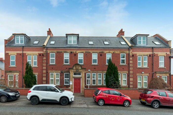 2 Bedroom Flat To Rent In Rupert Court, Newcastle Upon Tyne, Tyne And Wear, NE15