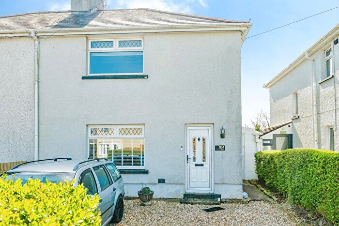 2 Bedroom Semi Detached House For Sale In Pendre, Bridgend, CF31
