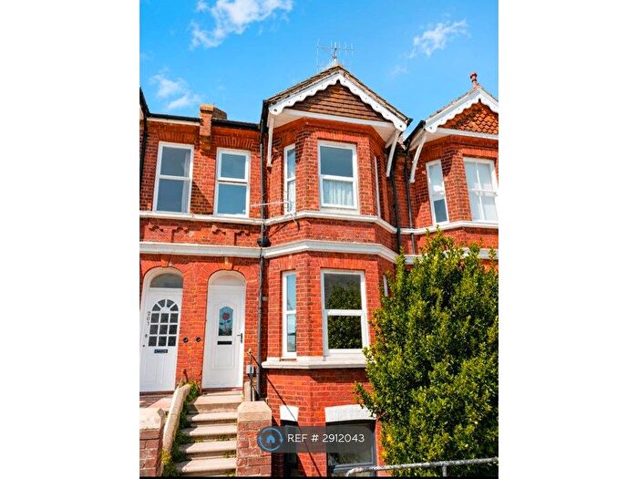 1 Bedroom Flat To Rent In Priory Road, Hastings, TN34