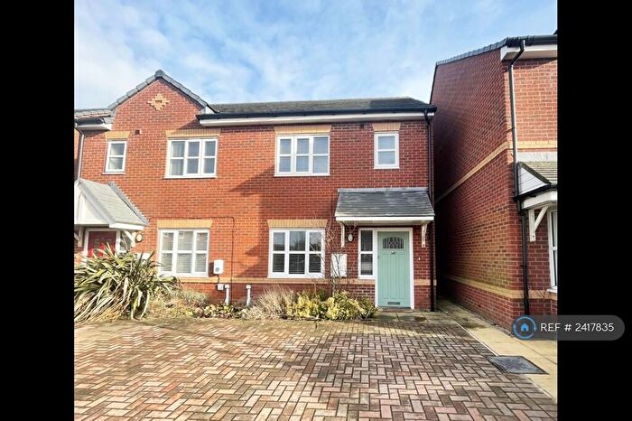 3 Bedroom Semi-Detached House To Rent In Ruskin Road, Freckleton, Preston, PR4