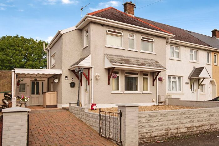 3 Bedroom Semi-Detached House For Sale In Ton Glas, Pyle, Bridgend, CF33