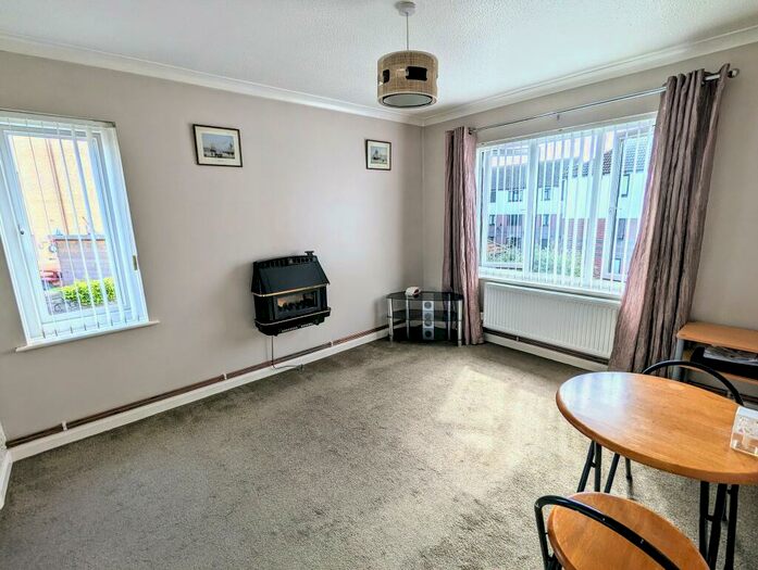 1 Bedroom Flat To Rent In St Michaels Close, Mount Wise *Zero Deposit Guarantee Available*, PL1