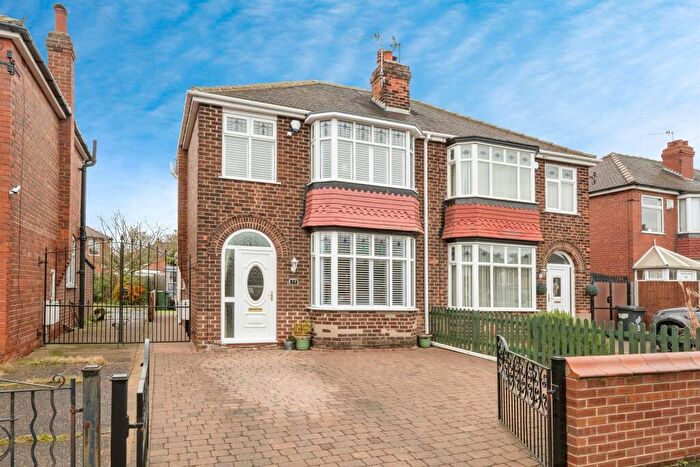 3 Bedroom Semi Detached House For Sale In Sandcliffe Road, Wheatley Hills, Doncaster, DN2