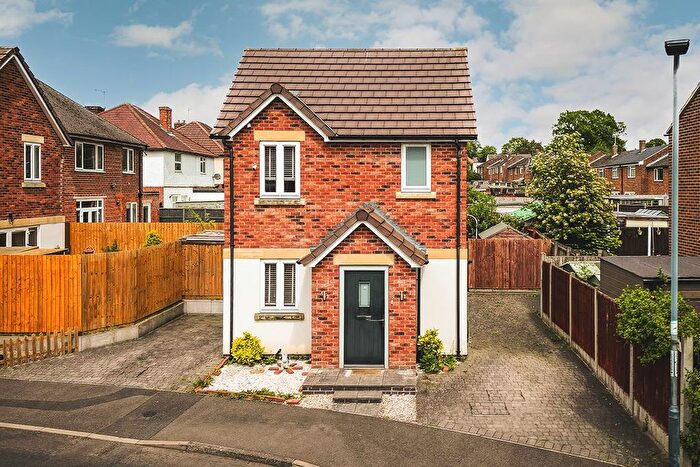 3 Bedroom Detached House For Sale In Bowbridge Avenue, Littleover, Derby, DE23