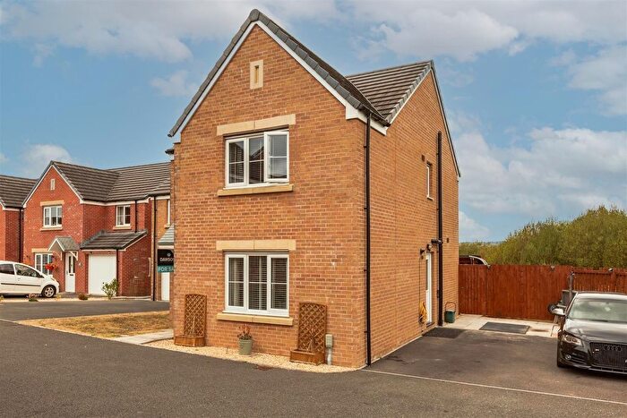 3 Bedroom Detached House For Sale In Carway, Kidwelly, SA17