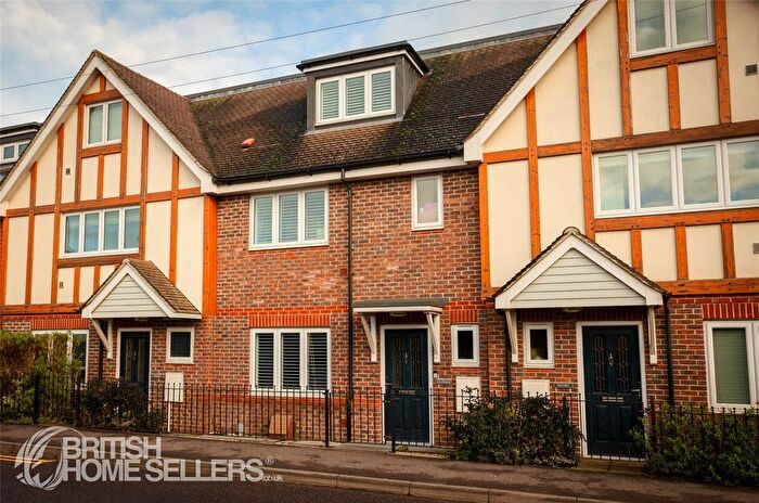 4 Bedroom Terraced House For Sale In Main Road, Edenbridge, Kent, TN8