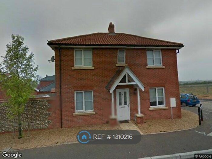 3 Bedroom Detached House To Rent In Peregrine Mews, Norwich NR4