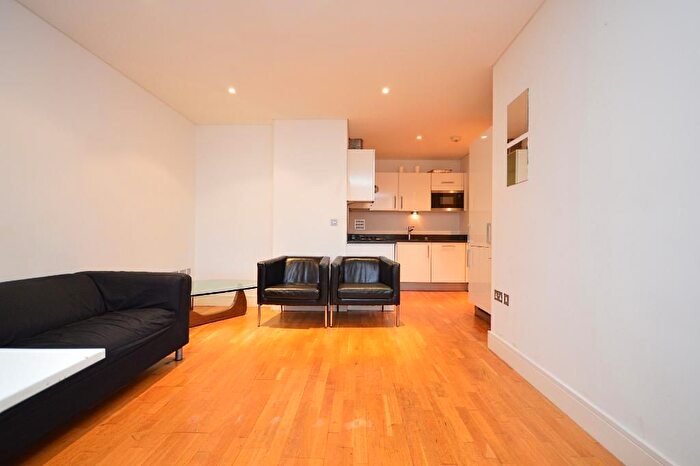 1 Bedroom Flat To Rent In Trafalgar Point, Downham Road, Dalston, Hoxton, Shoreditch, London, N1