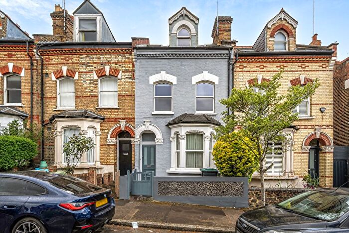 4 Bedroom Terraced House For Sale In Edison Road, Crouch End, London, N8