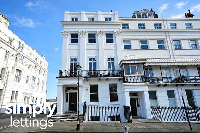 2 Bedroom Flat To Rent In Sussex Square, Brighton, BN2