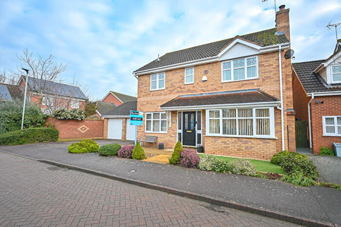 4 Bedroom Detached House For Sale In Ford Close, Yaxley, Cambs, PE7