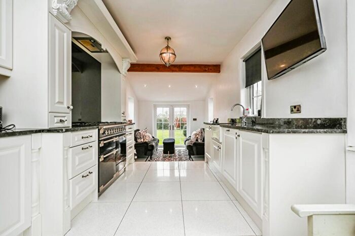 4 Bedroom Detached House For Sale In Osborne Road, Southport, PR8