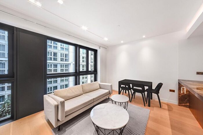 Studio To Rent In Portugal Street, London, WC2A