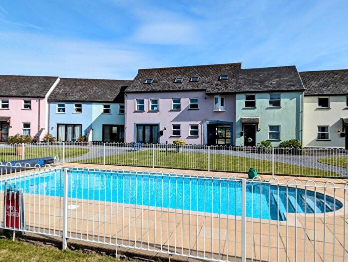 3 Bedroom House For Sale In Llansteffan, Carmarthen, Carmarthenshire., SA33