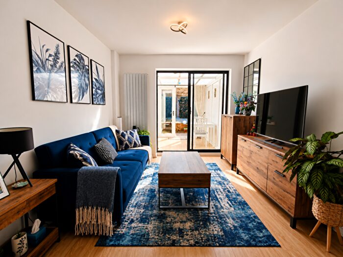 1 Bedroom Terraced House For Sale In Sandpiper Way, Orpington, BR5