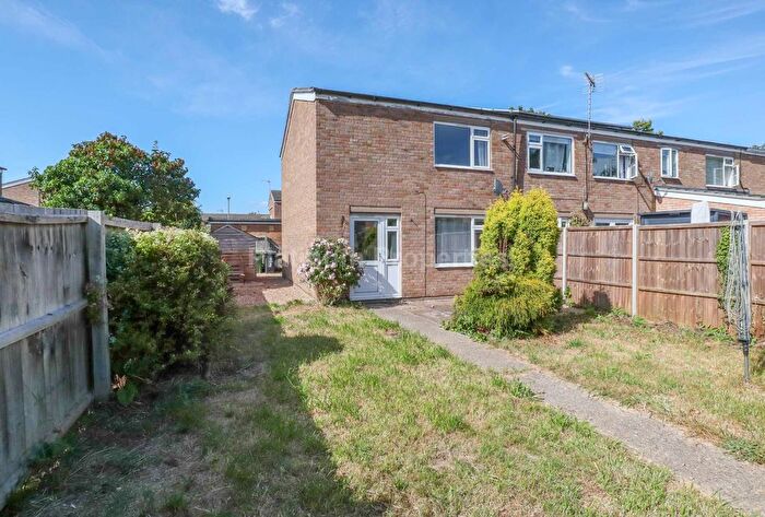 2 Bedroom End Of Terrace House To Rent In Rookery Close, Waterbeach, CB25