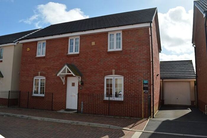 4 Bedroom Detached House To Rent In Bryn Derwen, Tycoch, Swansea, SA2