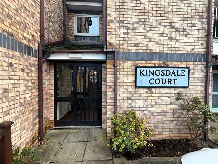 2 Bedroom Flat For Sale In Kingsdale Court, Stow Park Crescent, Newport, NP20