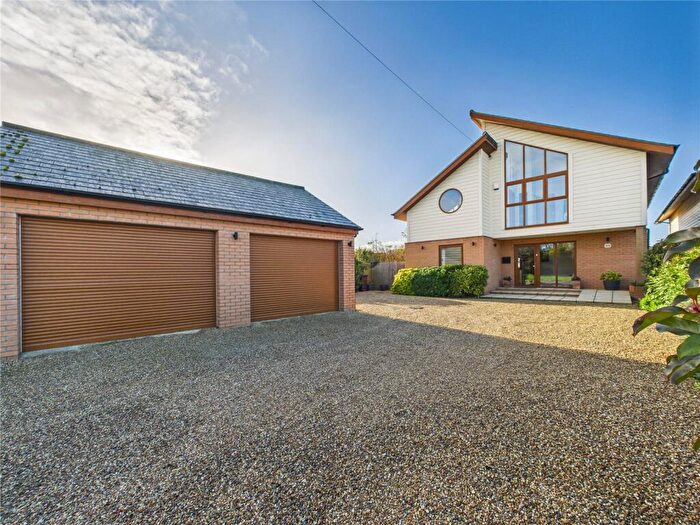 6 Bedroom Detached House For Sale In Dumont Avenue, St. Osyth, Clacton-on-Sea, Essex, CO16