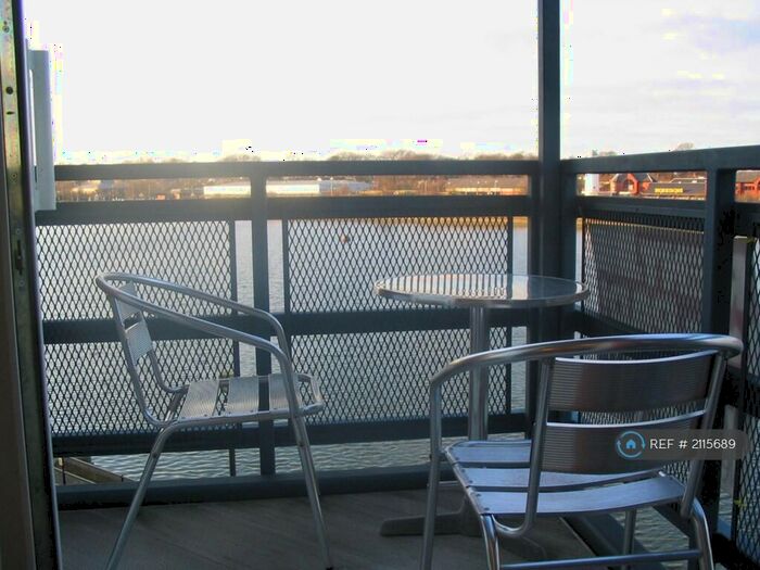 2 Bedroom Flat To Rent In Mountbatten Close, Ashton-On-Ribble, Preston, PR2