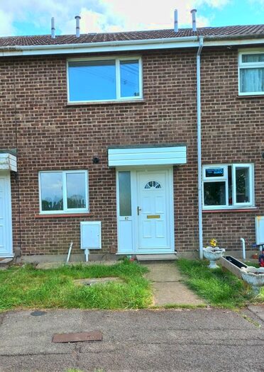 2 Bedroom Terraced House To Rent In Royal Oak Drive, Wickford, SS11