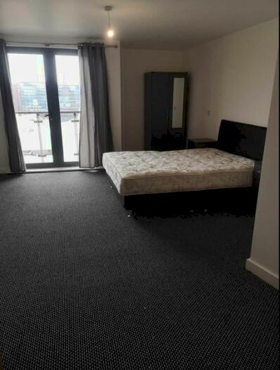 2 Bedroom Property To Rent In Withy Grove, Manchester, M4