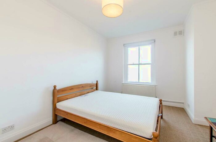 2 Bedroom Flat To Rent In Fortess Road, Kentish Town, London, NW5