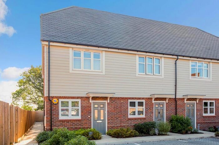 2 Bedroom Semi-Detached House To Rent In Consort Drive, Leatherhead, KT22