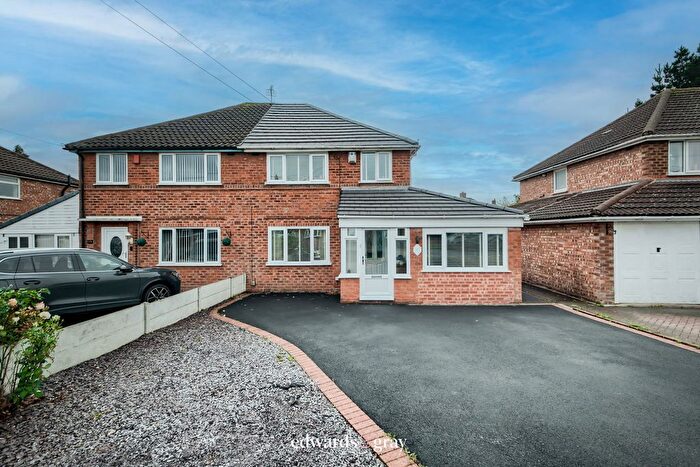 4 Bedroom Semi-Detached House For Sale In Wyckham Road, Castle Bromwich, B36