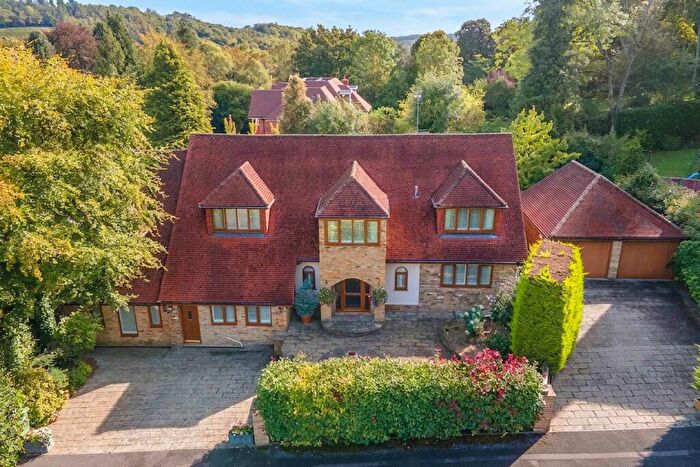 5 Bedroom Detached House For Sale In Lambridge Wood Road, Henley-On-Thames, RG9