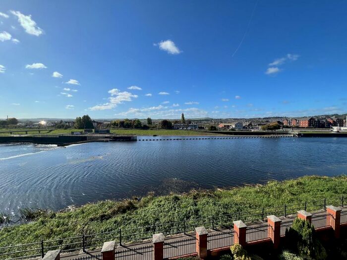 2 Bedroom Flat To Rent In Old Mill Close, St. Leonards, Exeter, EX2