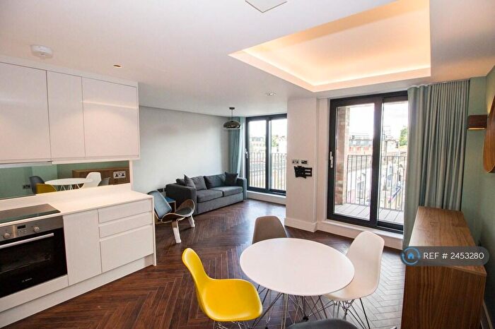 2 Bedroom Flat To Rent In Penrose Street, London, SE17