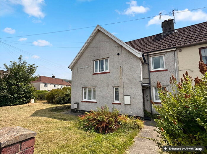3 Bedroom Semi-Detached House For Sale In Willow Street, Pontypridd, CF37