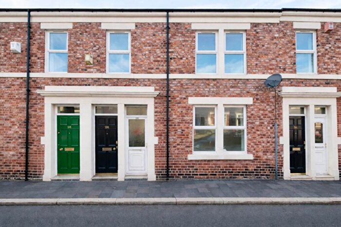 3 Bedroom Flat To Rent In Westbourne Avenue, Tyne And Wear, NE8