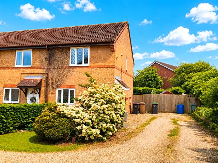 2 Bedroom End Of Terrace House For Sale In Winchester Way, Sleaford, Lincolnshire, NG34