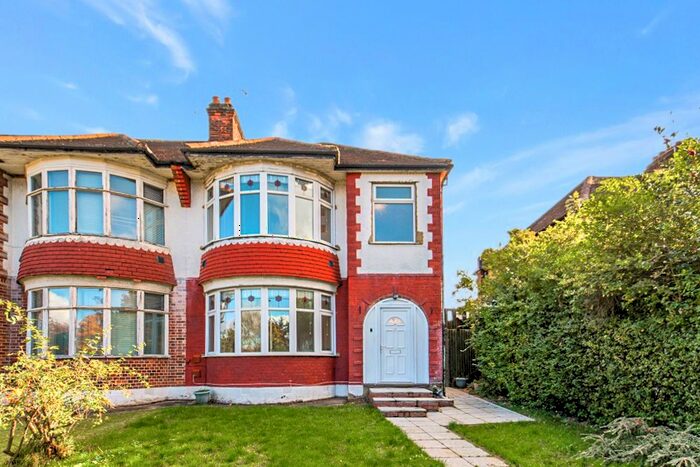 3 Bedroom Semi-Detached House To Rent In Barnet Way, Mill Hill, NW7