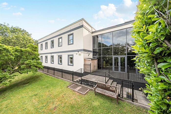 2 Bedroom Apartment For Sale In Barley Mews, Isleworth Road, Exeter, EX4