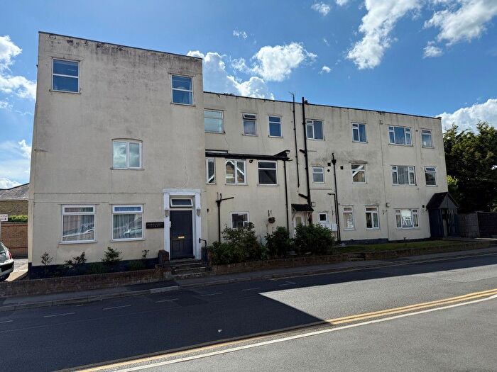 2 Bedroom Flat For Sale In Marley Croft, Moor Lane, Staines-Upon-Thames, Middlesex, TW18