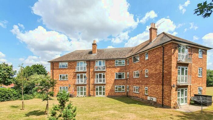 1 Bedroom Apartment To Rent In Hutton Close, Hertford, SG14