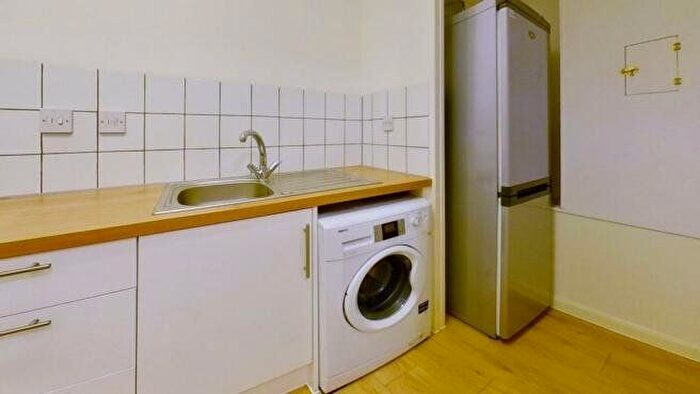 1 Bedroom Flat To Rent In Miller Street, Glasgow, G1