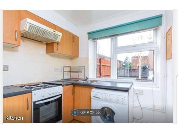 2 Bedroom Terraced House To Rent In Olive Road Studio, London, W5