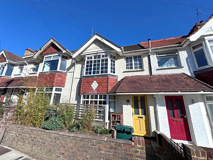 4 Bedroom Terraced House For Sale In Hollingdean Terrace, Brighton, BN1