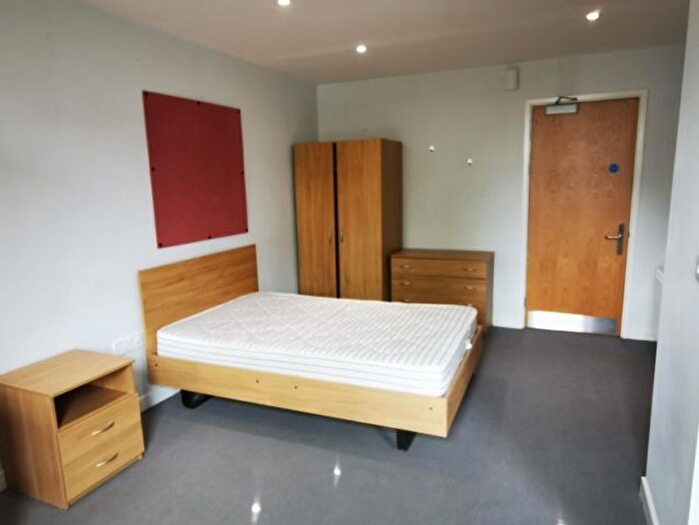 1 Bedroom Studio To Rent In Park Buildings, Park Street, Swansea., SA1