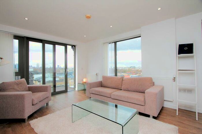 2 Bedroom Apartment To Rent In Bootmakers Court, Ben Jonson Road, London, E1