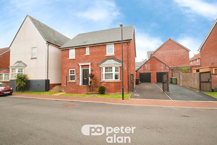 4 Bedroom Detached House For Sale In Lon Ffion, Pontrhydyrun, Cwmbran, NP44