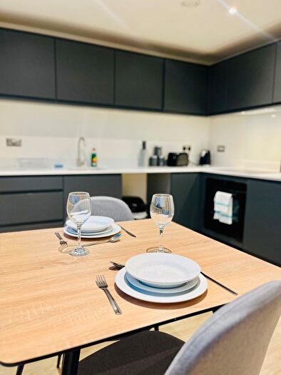 1 Bedroom Flat To Rent In Seymour Grove, Old Trafford, Manchester, M16