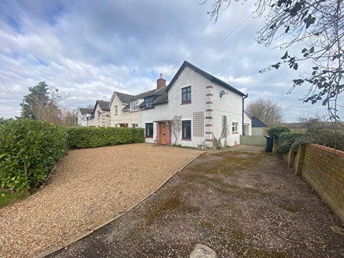 3 Bedroom Semi-Detached House To Rent In North Road, Alconbury Weston, PE28
