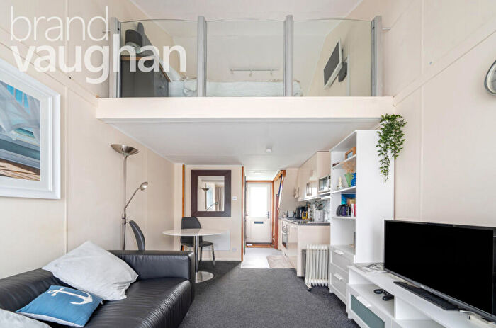 Flat To Rent In Western Concourse, Brighton Marina Village, Brighton, East Sussex, BN2