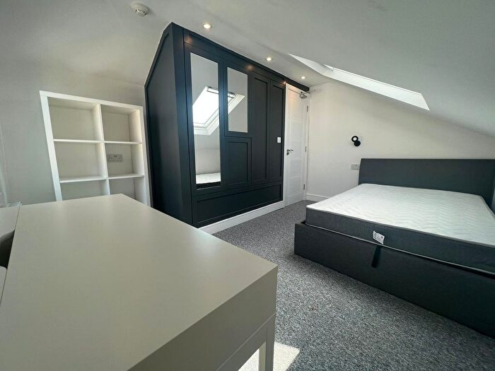 5 Bedroom Property To Rent In Randall Street, Maidstone, Kent, ME14