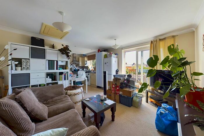 1 Bedroom Flat To Rent In Cambridge Road, Southampton, SO14